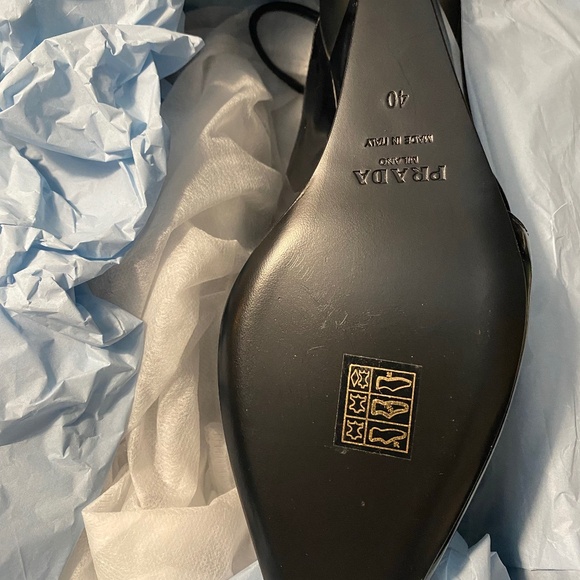 NEW Prada Leather Slingback Wedge Pumps Pointed Toe Wedge Heel US10 - Picture 2 of 10